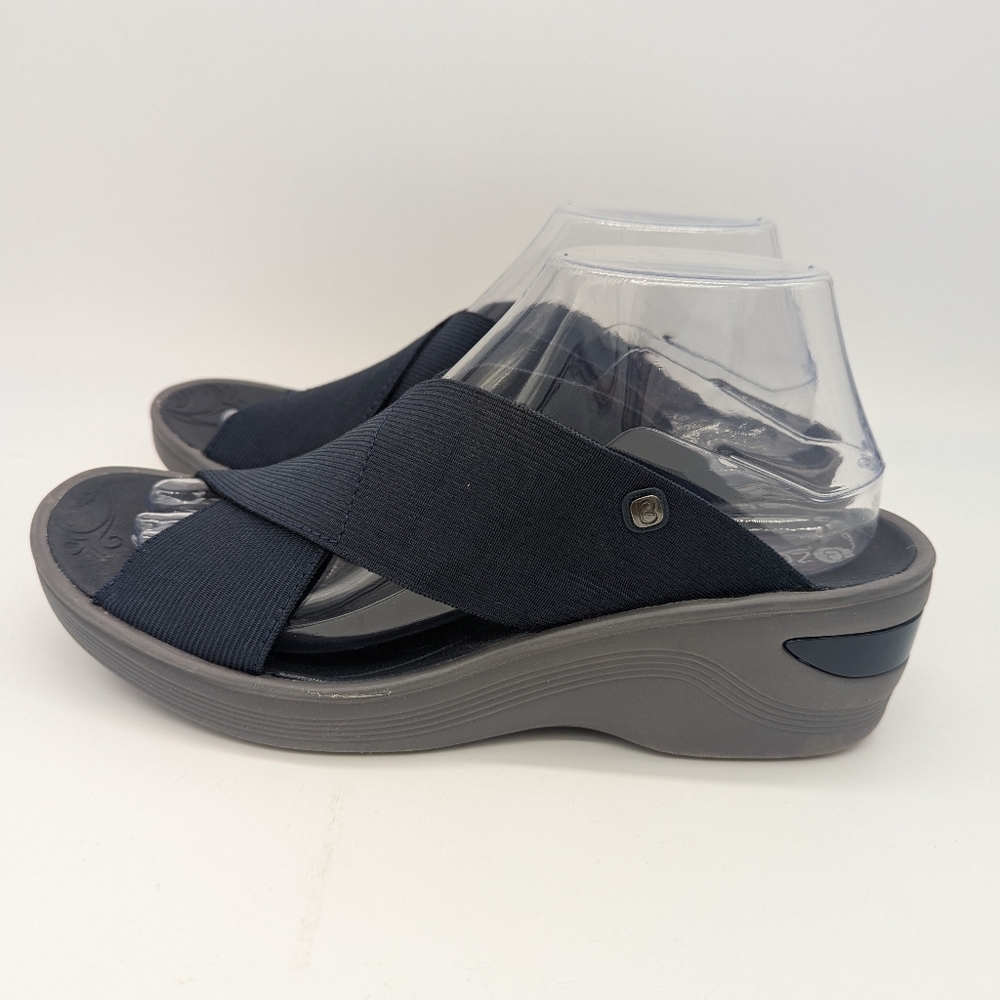 Bzees Women's Navy Desire Slide Sandals US 9M Beach Summer Minimalist